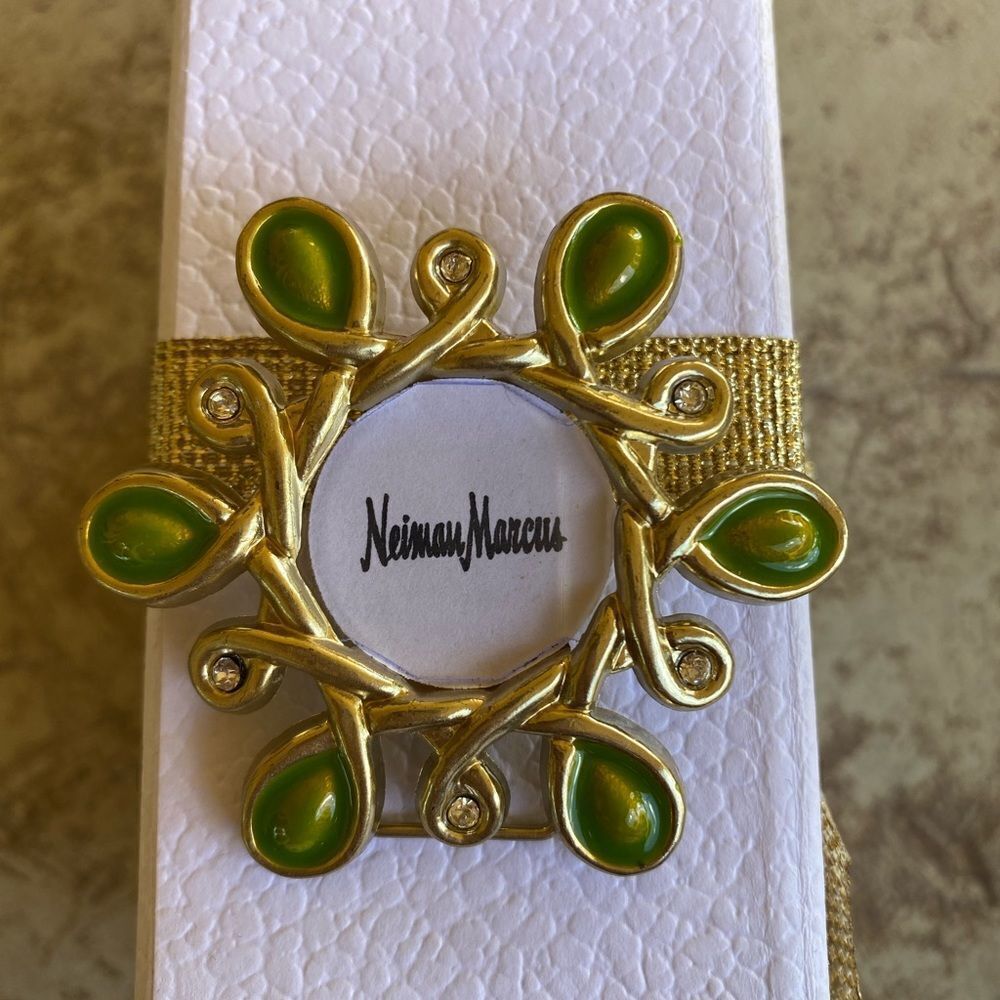Jay Strongwater Floral Ornament for Neiman‎ Marcus - Picture 2 of 6